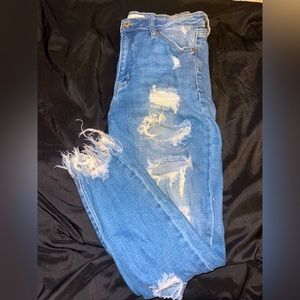 KANCAN HIGH-RISE DISTRESSED SKINNY JEAN